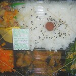 うむさ弁当 - 18/06/06 名無し弁当(ナス味噌他) ４５０円．