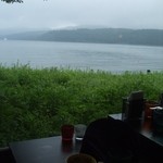 アトリエプティカ - 晴れた日も素敵ですが、曇った日も結構すきです。