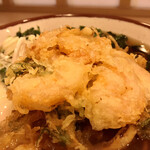 そばの神田 東一屋 - えびに着目する。