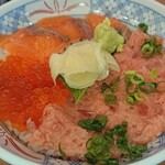 磯丸水産 - いくらサーモンねぎとろ丼