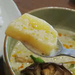 アプランティ - 夏限定タイ風COCO夏（ココナッツ）カレー（ライスL・辛さ6番）＋カレールー大盛