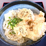 手打ちうどん 大蔵 - かしわ天バターしょうゆうどん