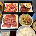 民芸肉料理 はや - 三段重