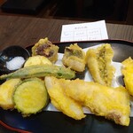 すすき - 魚と野菜の天ぷら