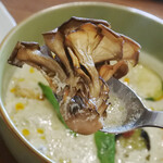 アプランティ - 夏限定タイ風COCO夏（ココナッツ）カレー（ライスL・辛さ6番）＋カレールー大盛