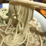 麺ハウス こもれ美 - 背脂塩そばの麺