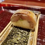 奈良 而今 - 今日の鯖寿司も美しい♪