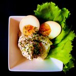 Tsuisute Ddohoiru - 定番人気のマッシュポテト 味玉付　ポテサラ　煮玉子　味付き玉子