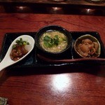 日本酒とお刺身 秋丸 - お通し。おしゃれ♪