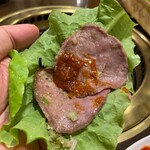 炭火焼肉徳重 - 