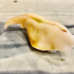 小判寿司 - 石影貝～見た目はトリ貝