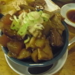 い奈本 - 牛バラ煮込み（ごはん入）は半分に分けてくれました（2012.06）