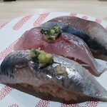 回転寿司 羽田市場 - 握り３貫(鰯、鯵、〆鯖)