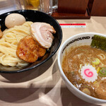 アンダーグラウンド ラーメン 頑者 - 