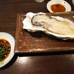 金町製麺 - 生牡蠣　300円