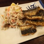 金町製麺 - ごぼうのマヨ和えと鰯の南蛮漬け　400円