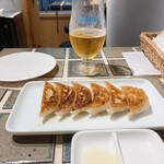 北新地ぎょうざ家 バル - 