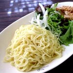 チャイニーズレストラン大幸 - 細麺は野菜と絡めてつけ汁へ！