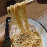 煮干しラーメン にぼってる - 麺