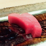 鮨 多門 - マグロです