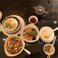 廣東料理 民生 ヒルトンプラザウエスト店 - 