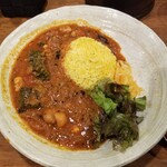 SPICY CURRY 魯珈 - 夏バテ対策！ゴーヤと蛸の酸っぱ辛カレー