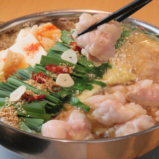 Authentic Hakata beef Motsu-nabe (Offal hotpot), all handmade and popular for over 12 years since its establishment.