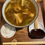 手打ち蕎麦　山がた - カレー南蛮蕎麦の大盛り990円です