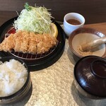 熟成とんかつ 3びきのこぶた - 