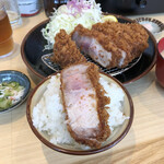 とんかつ檍 羽田イノベーションシティ店 - 特ロースオンザライス