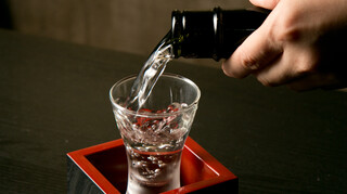 Koshitsu Izakaya Zanshin - 日本酒