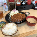 とんかつ檍 羽田イノベーションシティ店 - 特ロースカツ定食¥2000