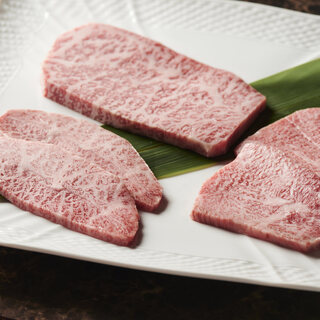 上質な肉の部位は充実のラインナップ◎/FineMeat