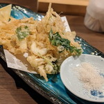 鯨の胃袋 - 白海老かきあげで〆うんまー