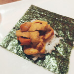 TEPPANYAKI 10 GINZA - 海苔巻きのアップ