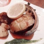 TEPPANYAKI 10 GINZA - アワビのアップ
