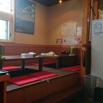 札幌らーめん 本家味一継承 廣瀬商店 - 小上り席です。