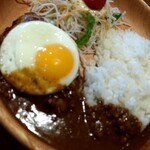 ハンバーグレストラン びっくりドンキー - エッグカリーバーグディッシュ　928円(税別)