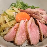博多 鴨すき 鴨しゃぶ なかもぐろ - 鴨丼アップ。