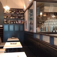 イタリアーナ エノテカ ドォーロ - 店内は