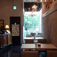 イタリアーナ エノテカ ドォーロ - カジュアルゴージャスな