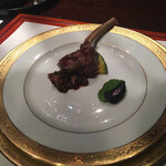 Vintage Cave Honolulu - 