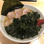 とよまるや - チャーシュー麺＋わかめ増し増し