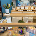 焼きたて食パン専門店 一本堂 - 