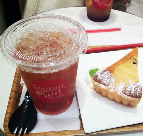 イセタン ガール カフェ 大阪 カフェ 食べログ