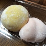 餅工房みやび - みかん大福  白桃大福