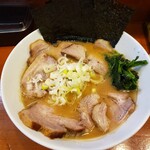 麺屋CHIKUWA - 豚骨醤油チャーシューらーめん(1,100円)