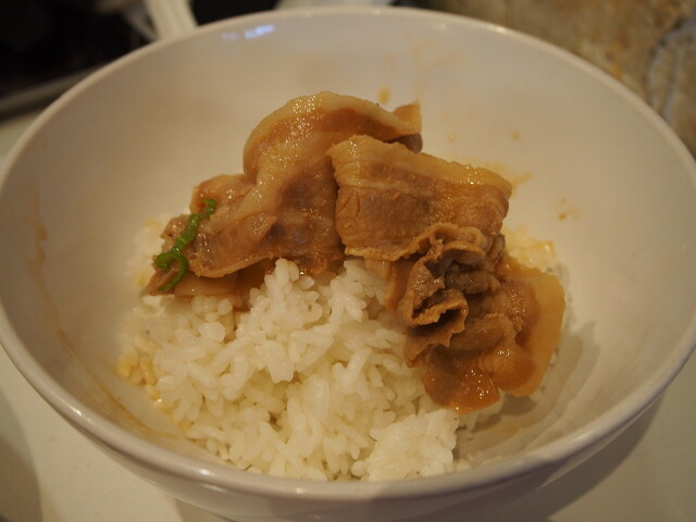 Shintokushima Ramen Marutoku Ramen Shirasagi Honten photo 5