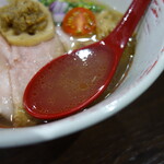 麺ダイニング 旬彩 - 澄んだスープ