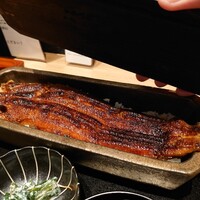 うなぎ四代目菊川 ムスブ田町店 - 一本鰻ドーン